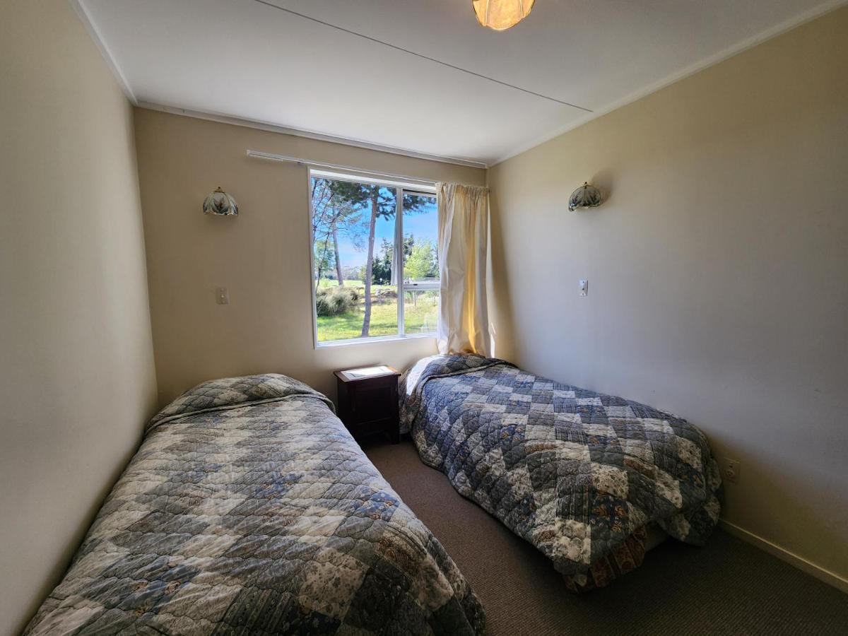 Manapouri Holiday Park Ngoại thất bức ảnh