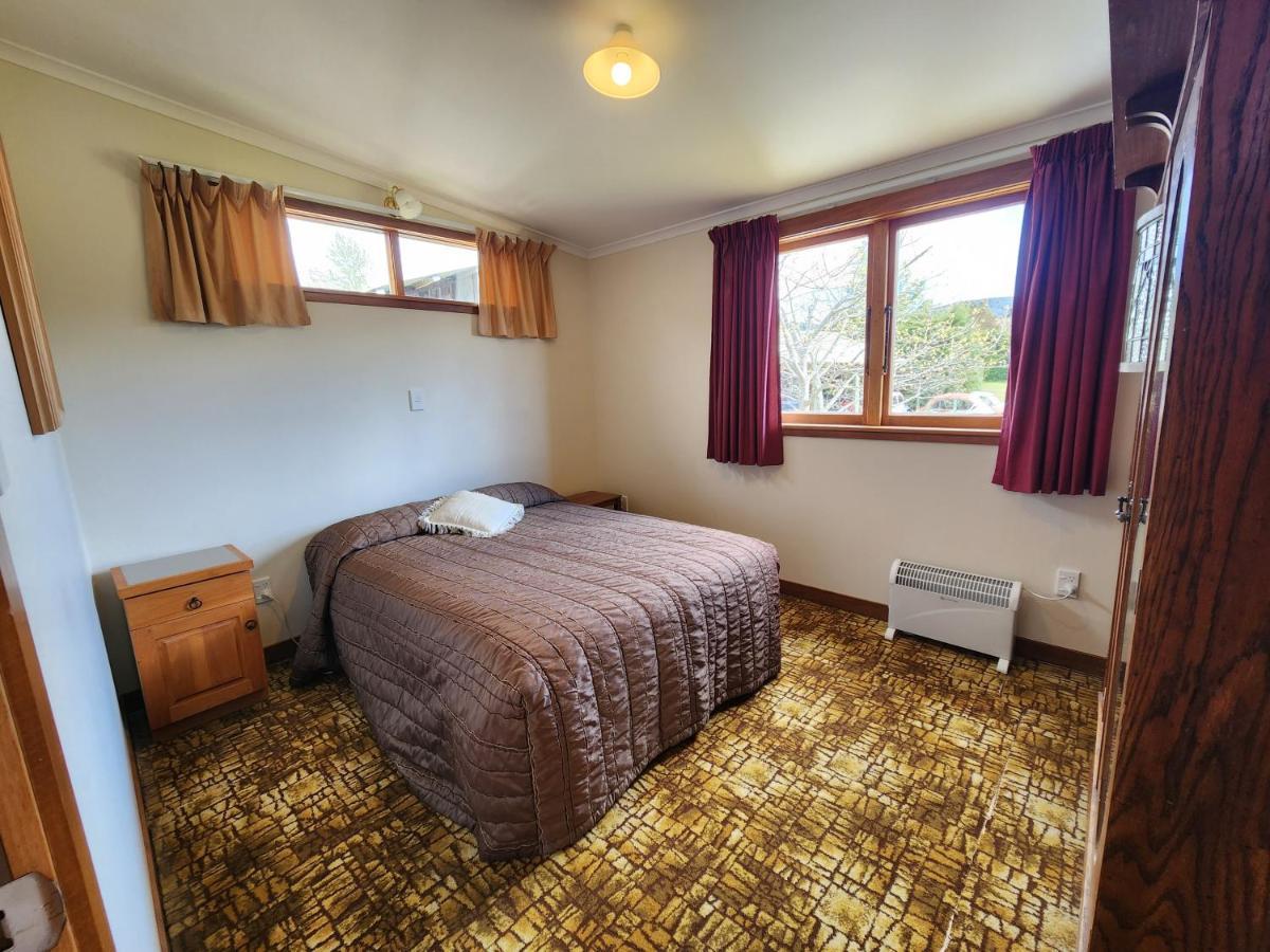 Manapouri Holiday Park Ngoại thất bức ảnh