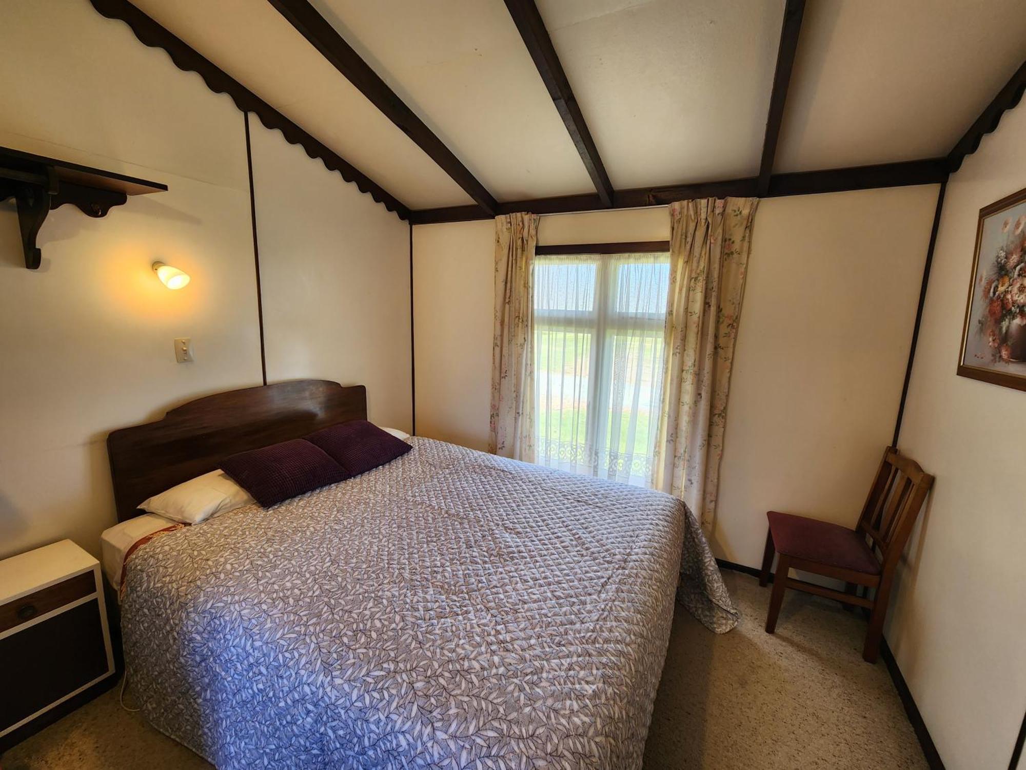 Manapouri Holiday Park Ngoại thất bức ảnh